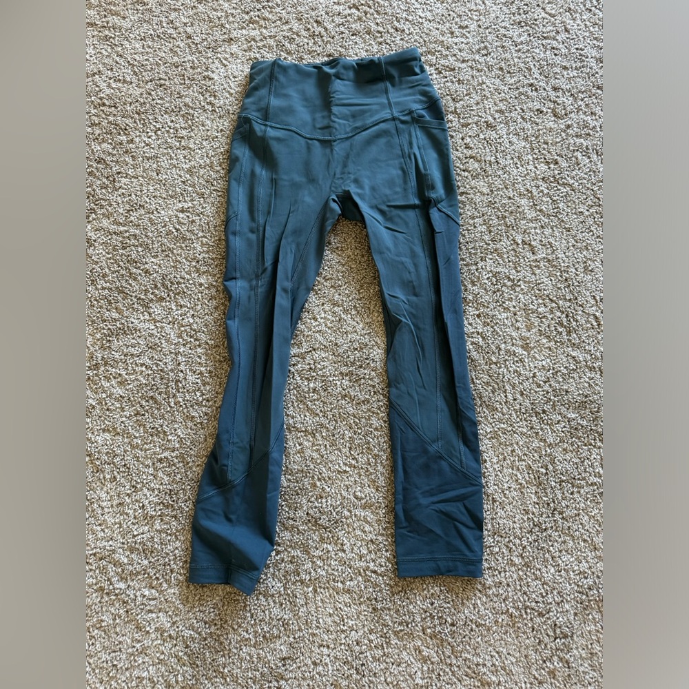 Lululemon leggings with pockets